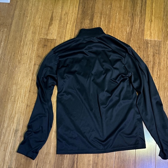 Gymshark Black Long Sleeve Pullover - Picture 4 of 5
